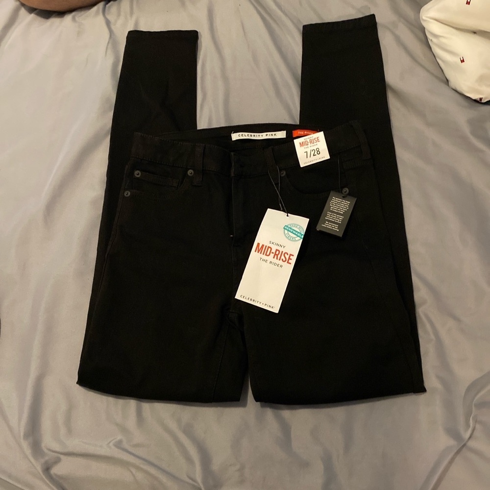 Skinny black jeans